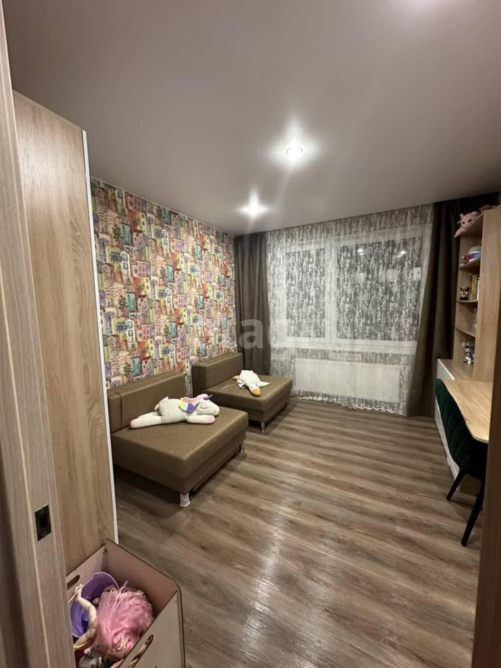 2-комн квартира Стройотрядовская, 8