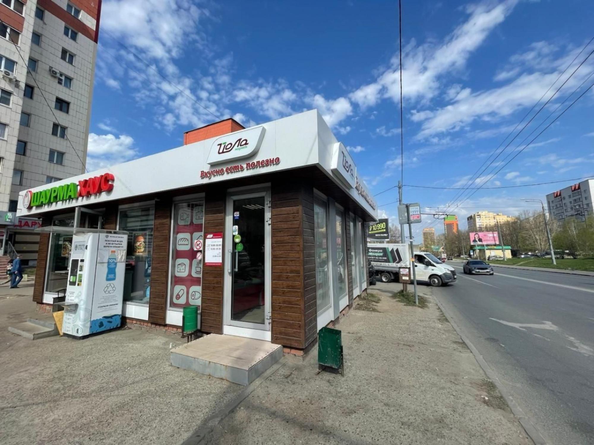 Сдать торговое помещение за 120 000 рублей на ул Академика Парина, 6/2