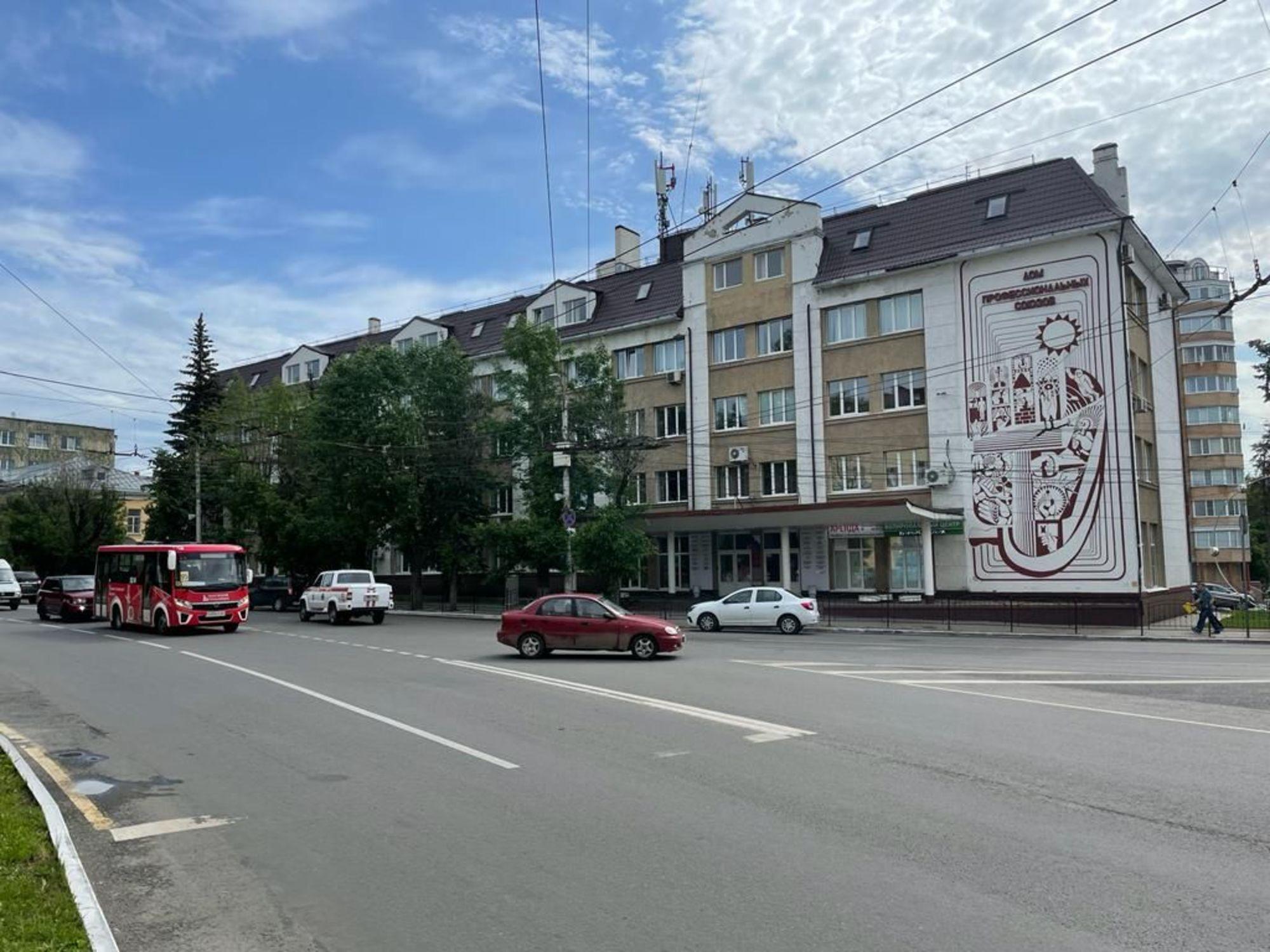 Сдать офис, помещение под офис за 12 000 рублей на ул Ленина, 81