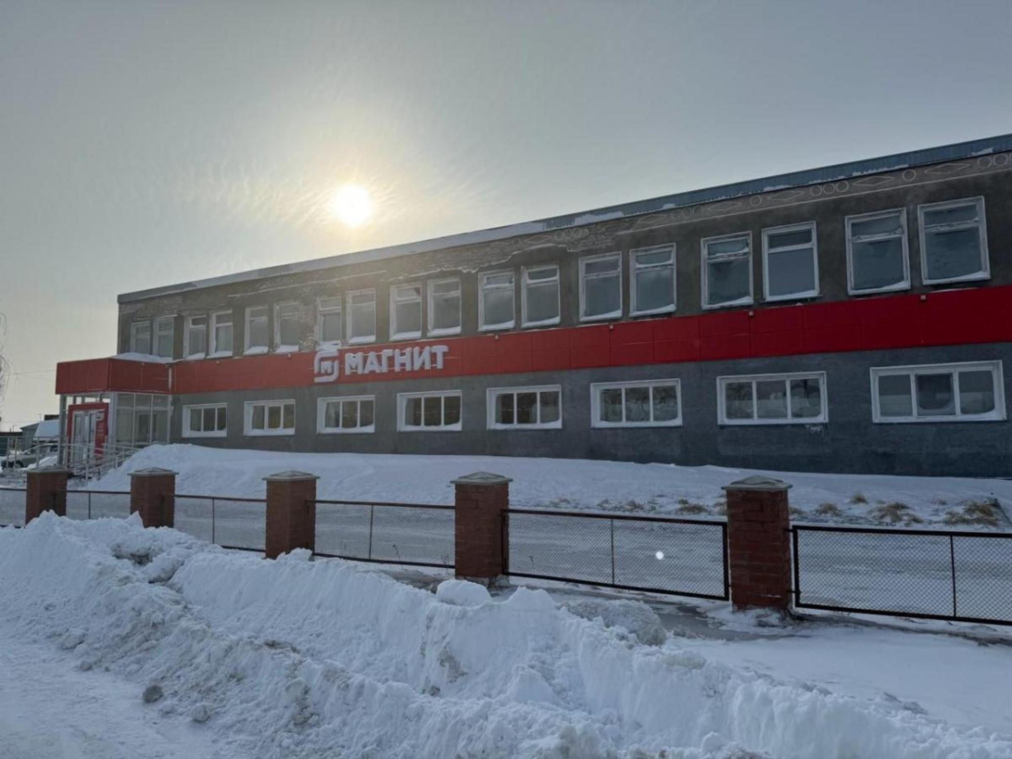 Купить торговое помещение за 17 500 000 рублей на Алтайский край, Калманка, Будённого 1