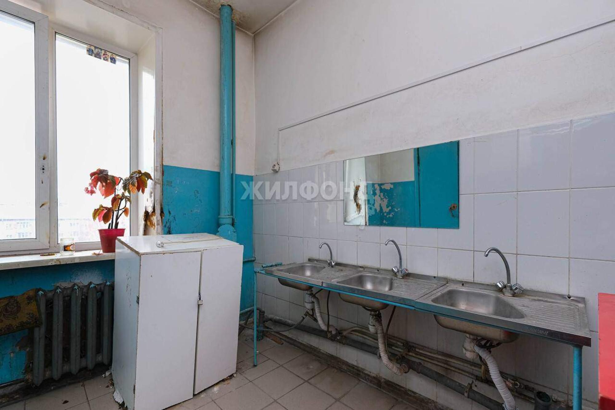 Купить комнату за 2 000 000 рублей на Богдана Хмельницкого улица, д.11