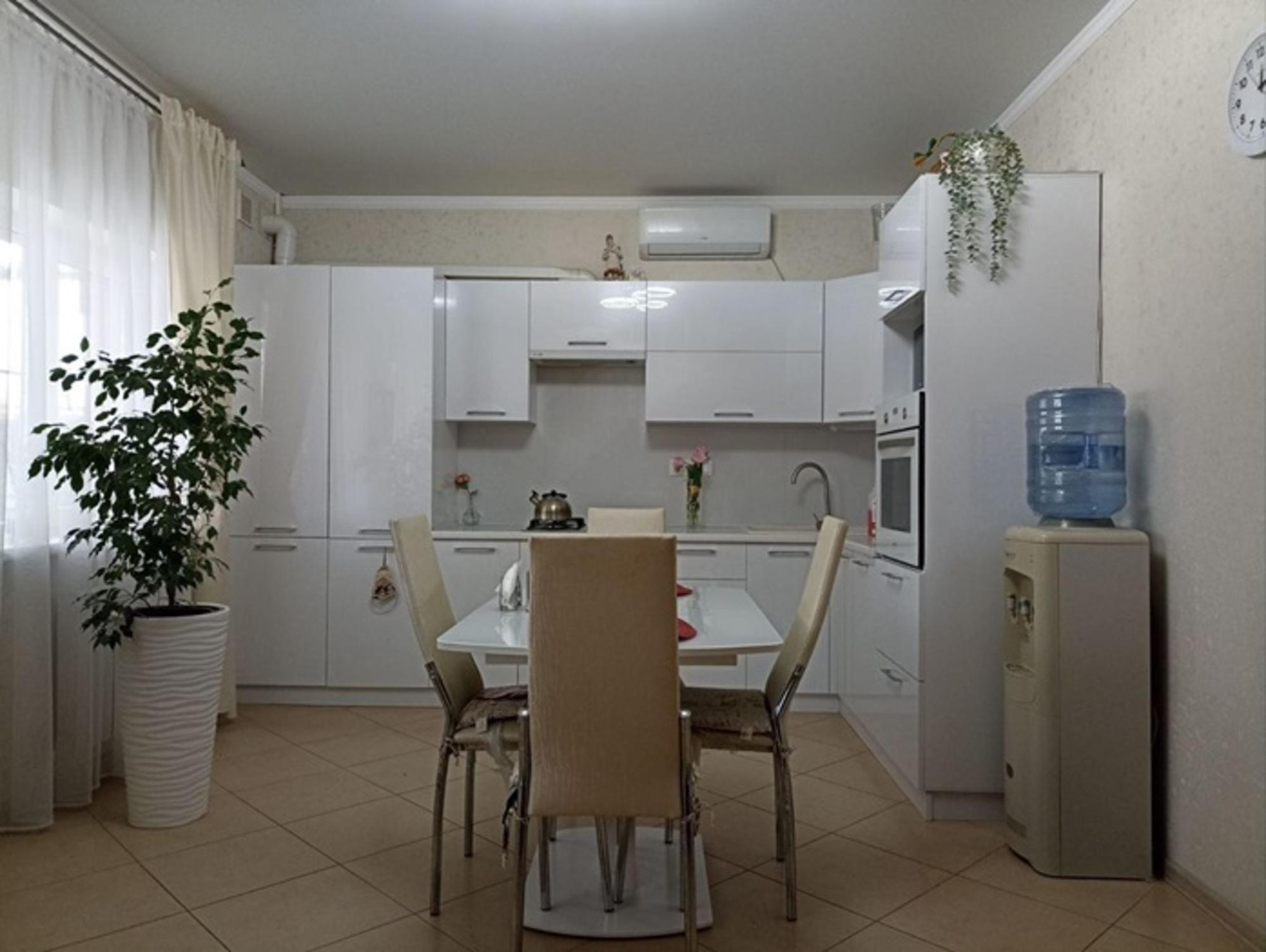 Купить дачу, дом, коттедж за 10 800 000 рублей на Горького улица, 789