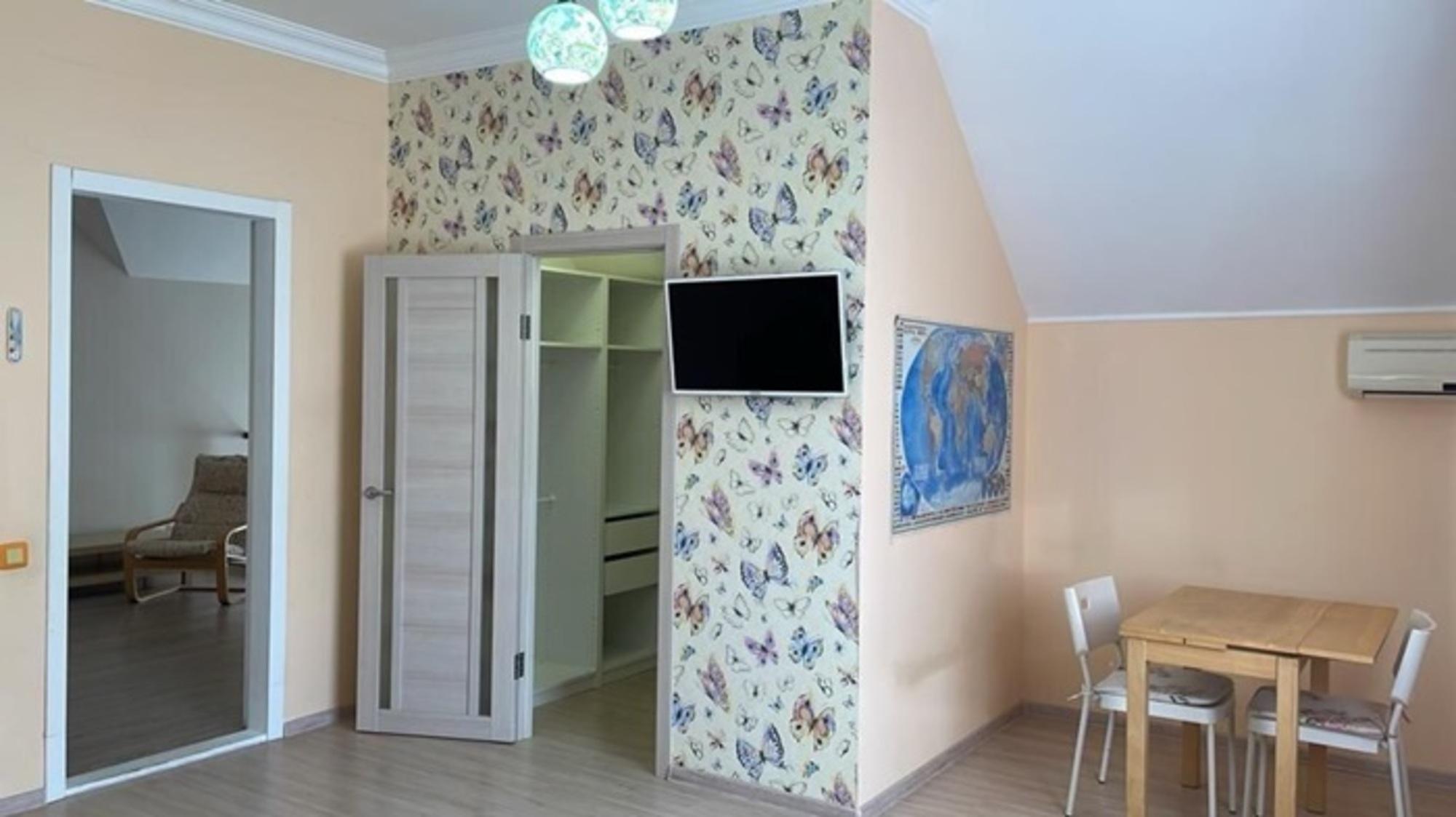 Купить дачу, дом, коттедж за 17 500 000 рублей на 1-я Озёрная улица, 789