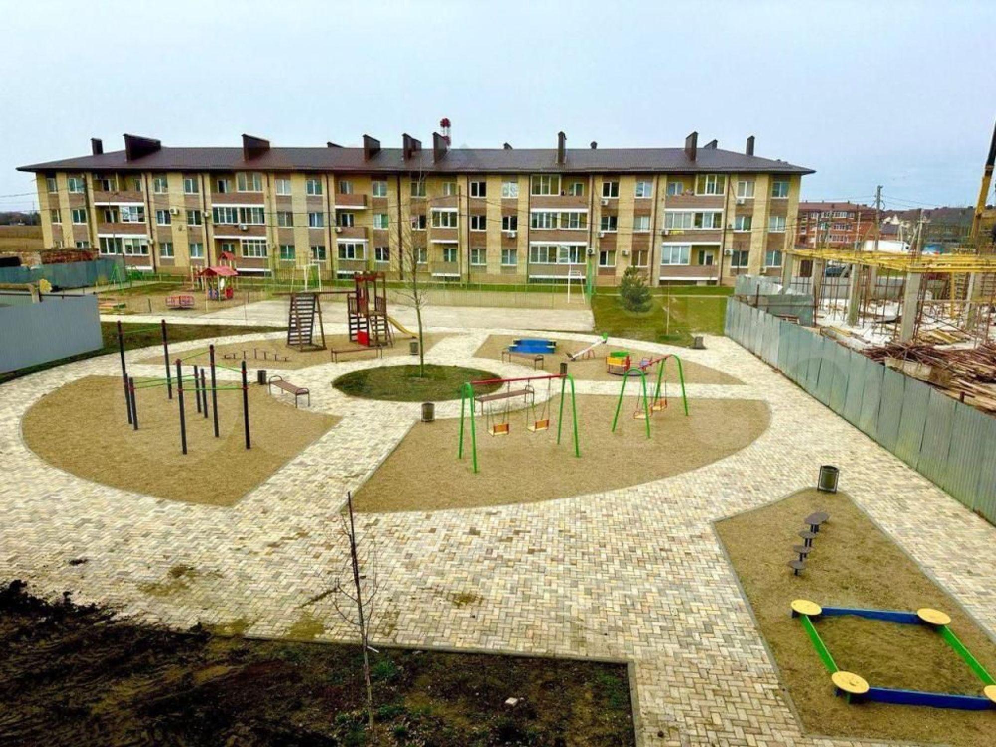Купить квартиру за 4 689 000 рублей на Феодосийская ул, 23/5