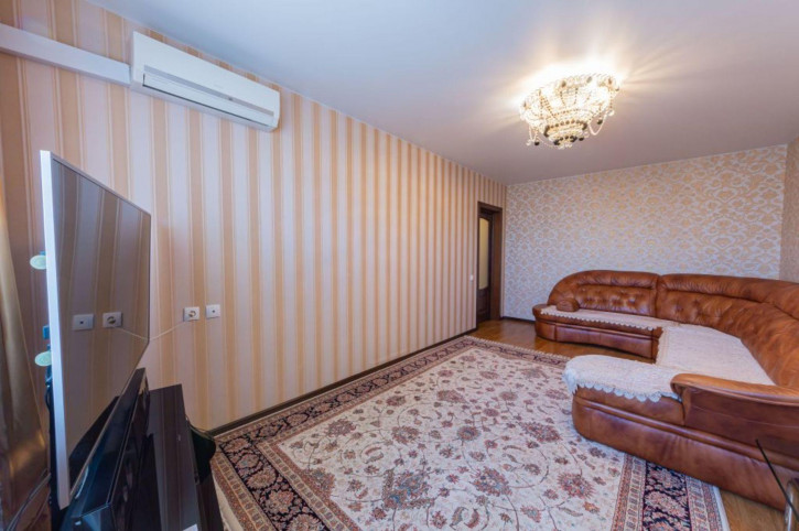 2-комн квартира Суздальский пр-кт, 13А