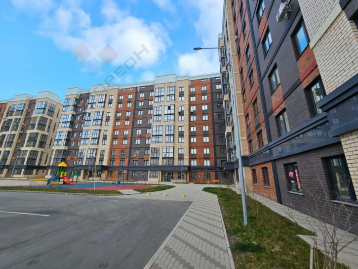 1-комн квартира Генерала Корнилова ул, 9