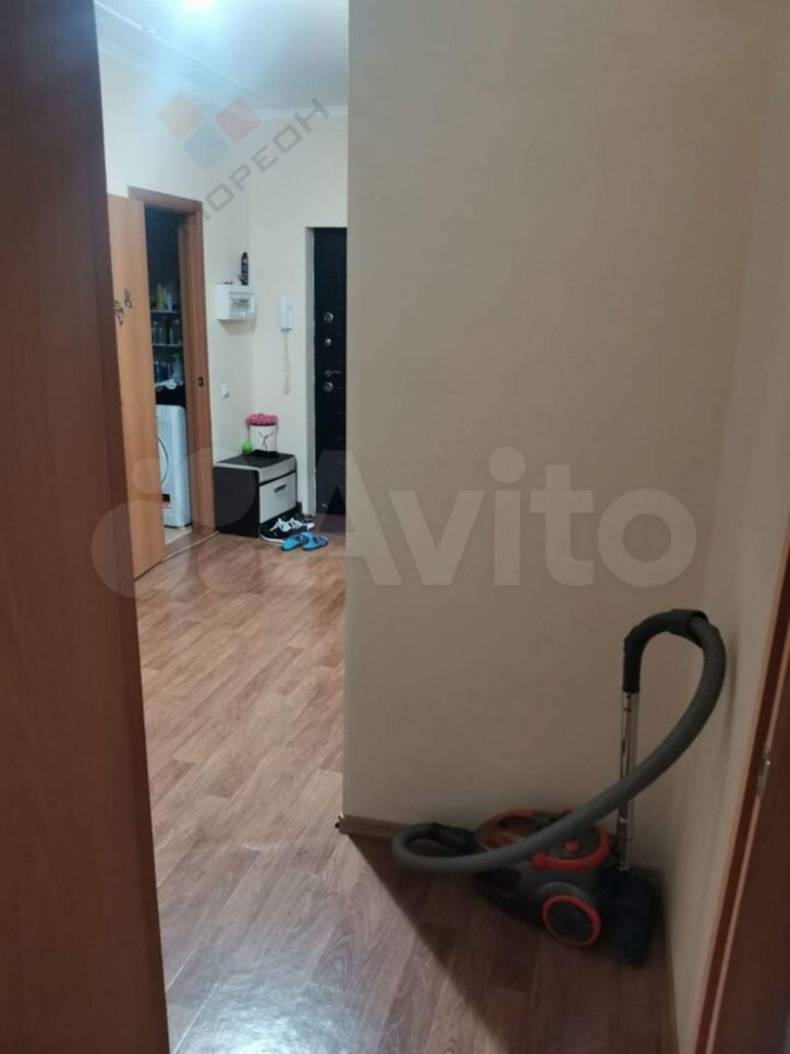 3-комн квартира Героев-Разведчиков ул, 22