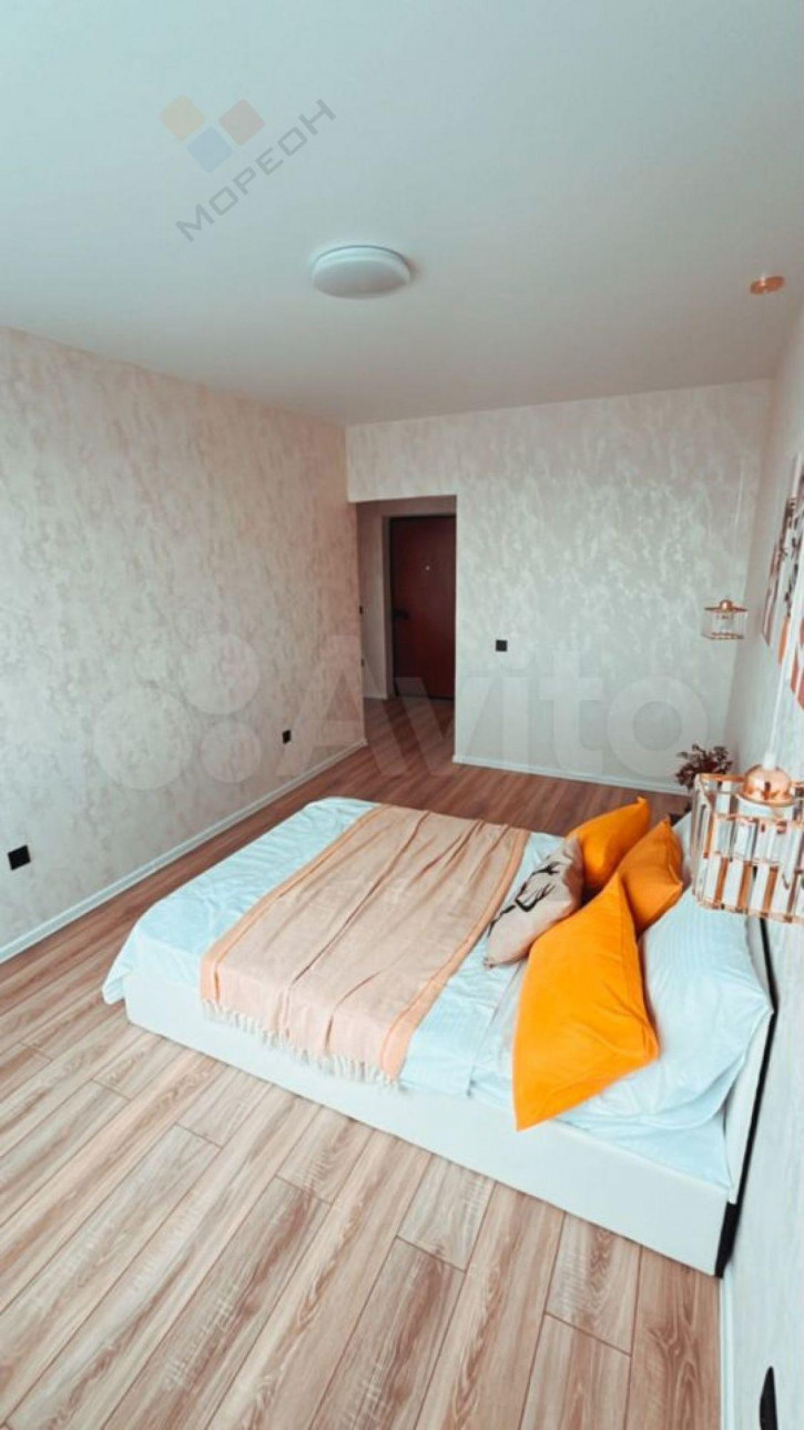 1-комн квартира Лётчика Позднякова ул, 2/к14