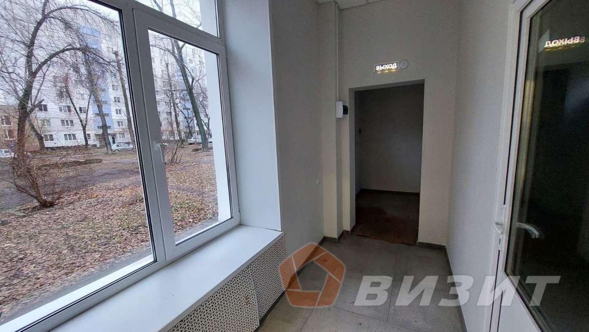 Купить торговое помещение за 7 500 000 рублей на Свободы улица, 168