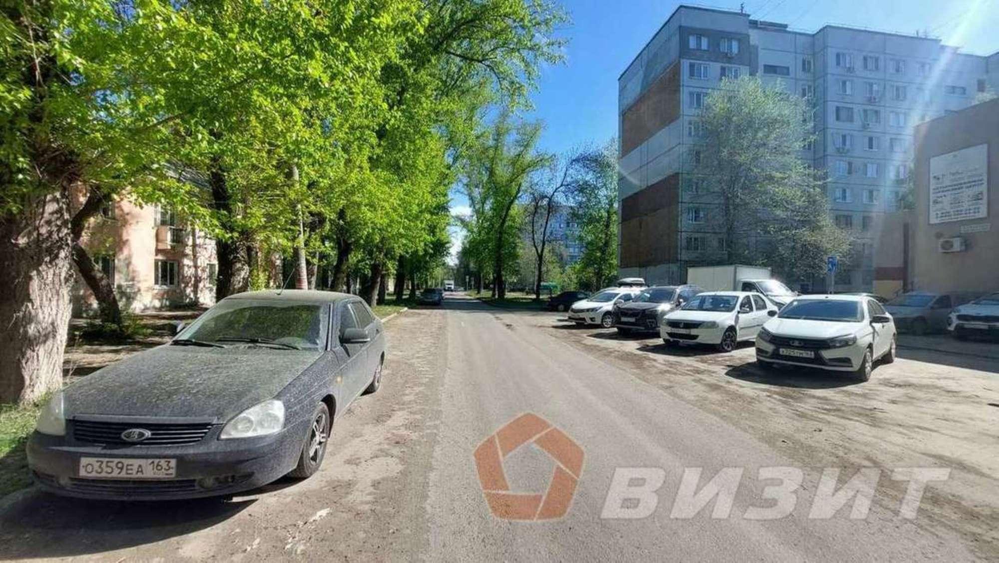 Купить торговое помещение за 7 500 000 рублей на Свободы улица, 168