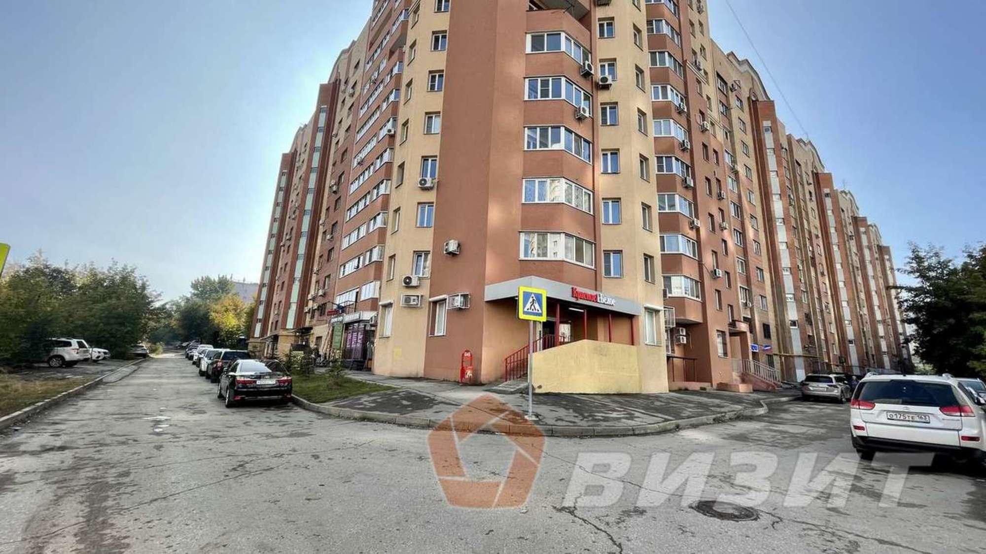 Купить торговое помещение за 11 850 000 рублей на Мичурина улица, 147