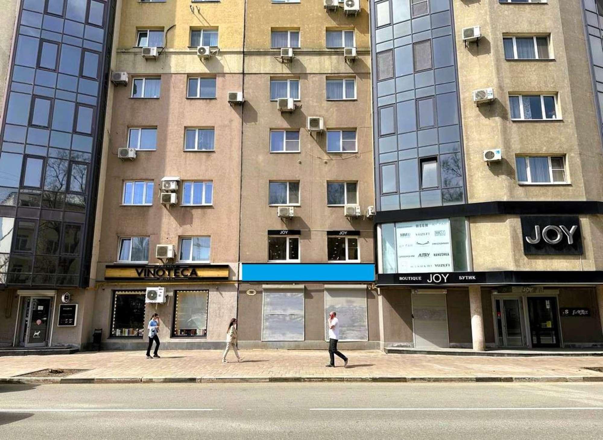 Купить торговое помещение за 60 000 000 рублей на Молодогвардейская улица, 168