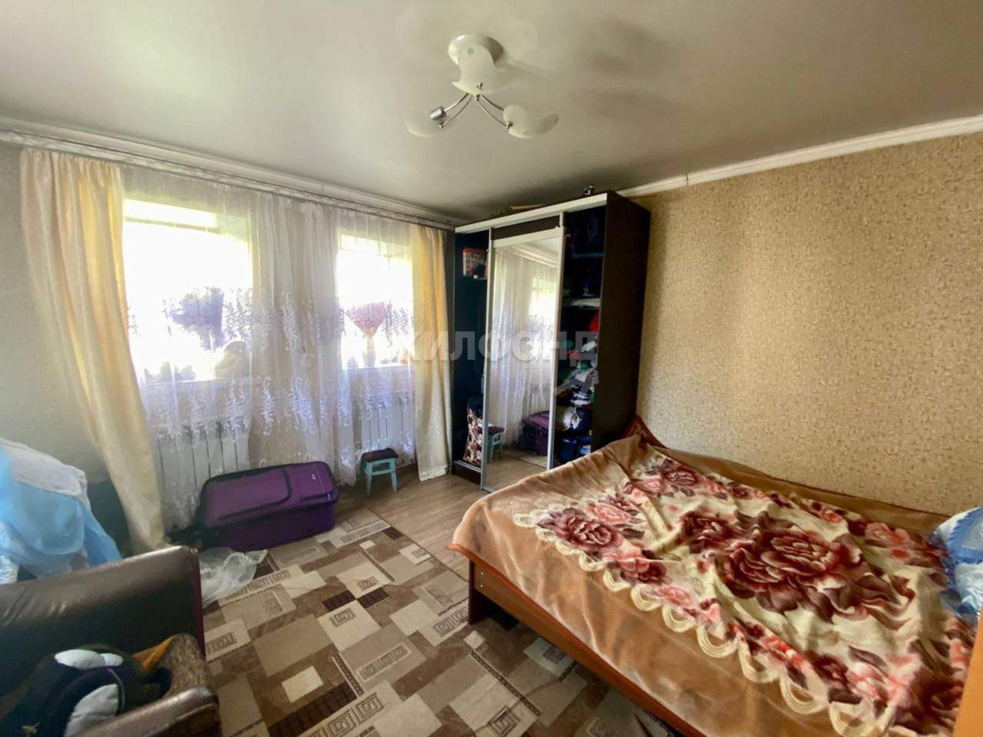 Купить дачу, дом, коттедж за 3 300 000 рублей на Кирова улица
