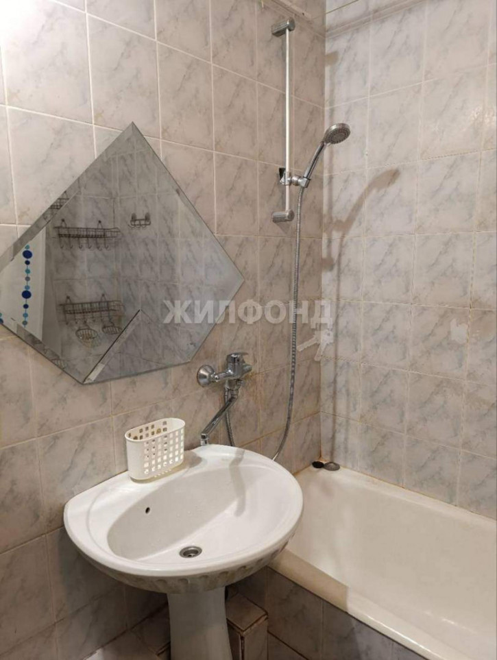 3-комн квартира Героев Труда улица, д.33А