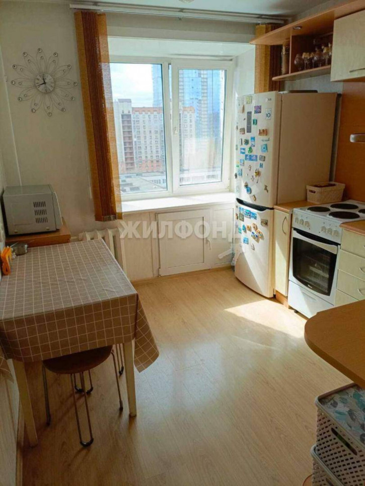 2-комн квартира Кошурникова улица, д.10