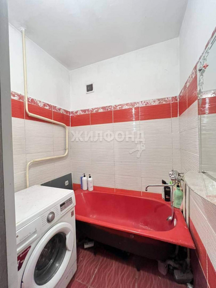 2-комн квартира Кочетова улица, д.3