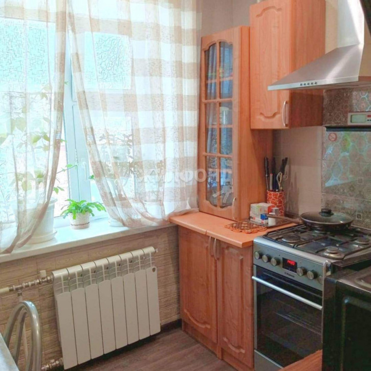 3-комн квартира 8-й микрорайон, д.22