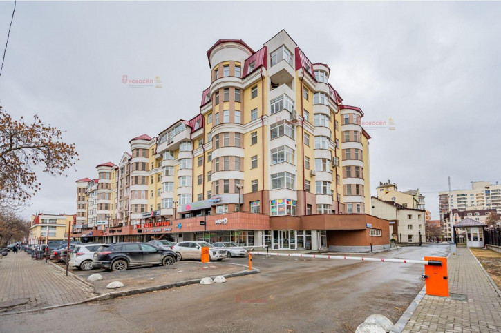 4-комн квартира Мамина-Сибиряка 126