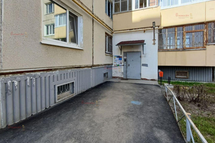 Комната Ярославского 6