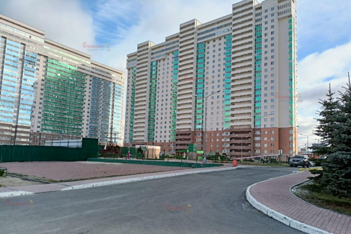 3-комн квартира Громова 28