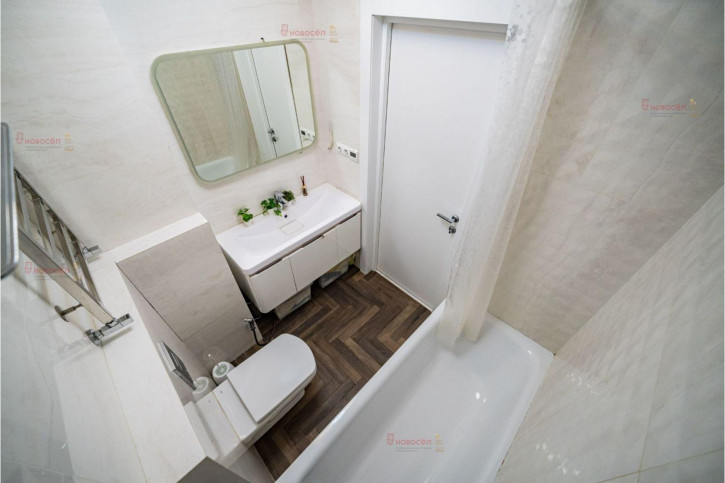3-комн квартира Громова 28