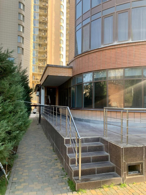 Продажа офиса Кировский проспект,48