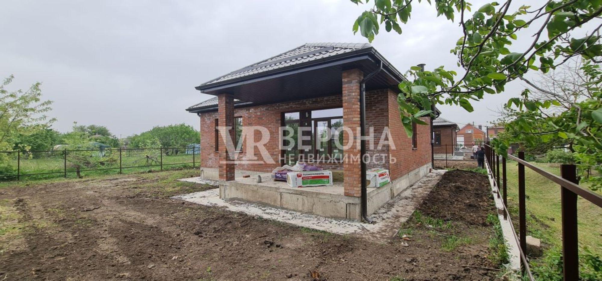 Купить дачу, дом, коттедж за 8 200 000 рублей на Продольная ул, 74