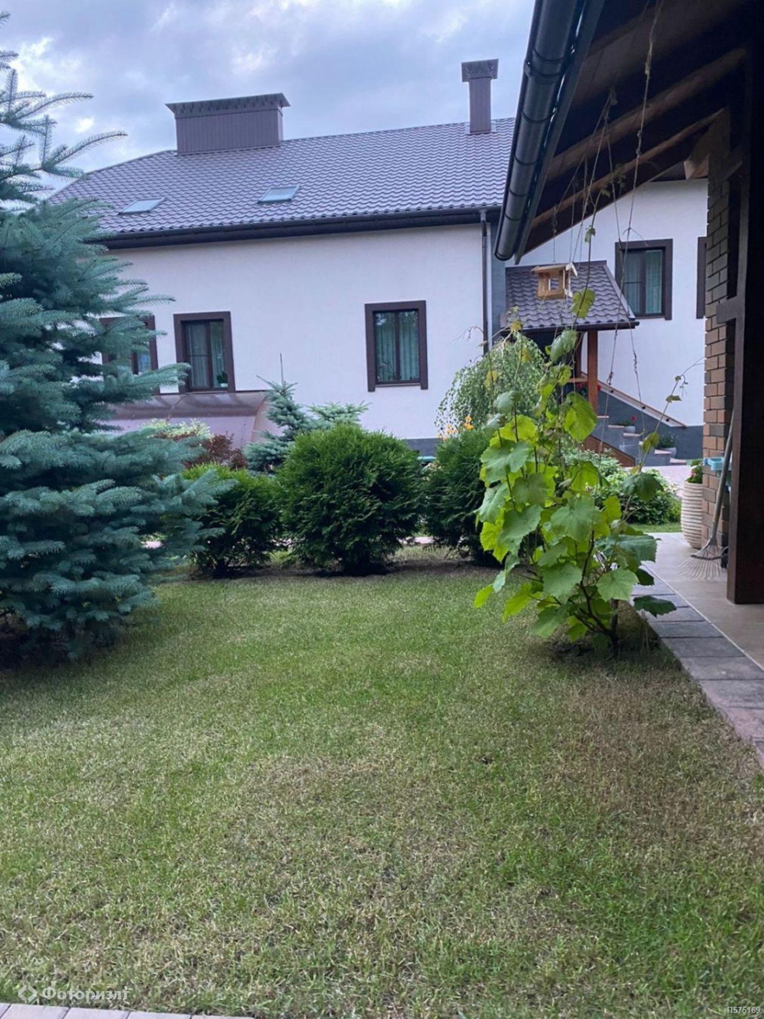 Купить дачу, дом, коттедж за 35 000 000 рублей на Есаульская ул, 3