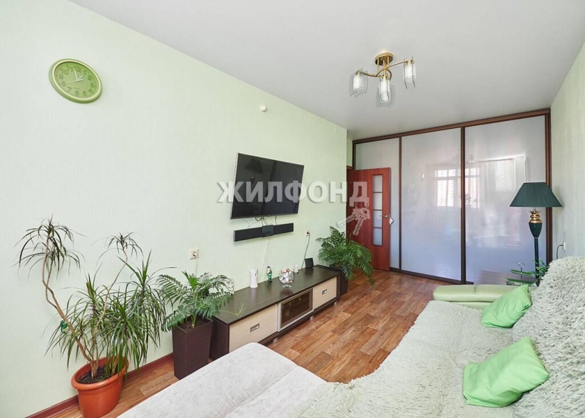 Купить квартиру за 11 200 000 рублей на Тюленина, 28