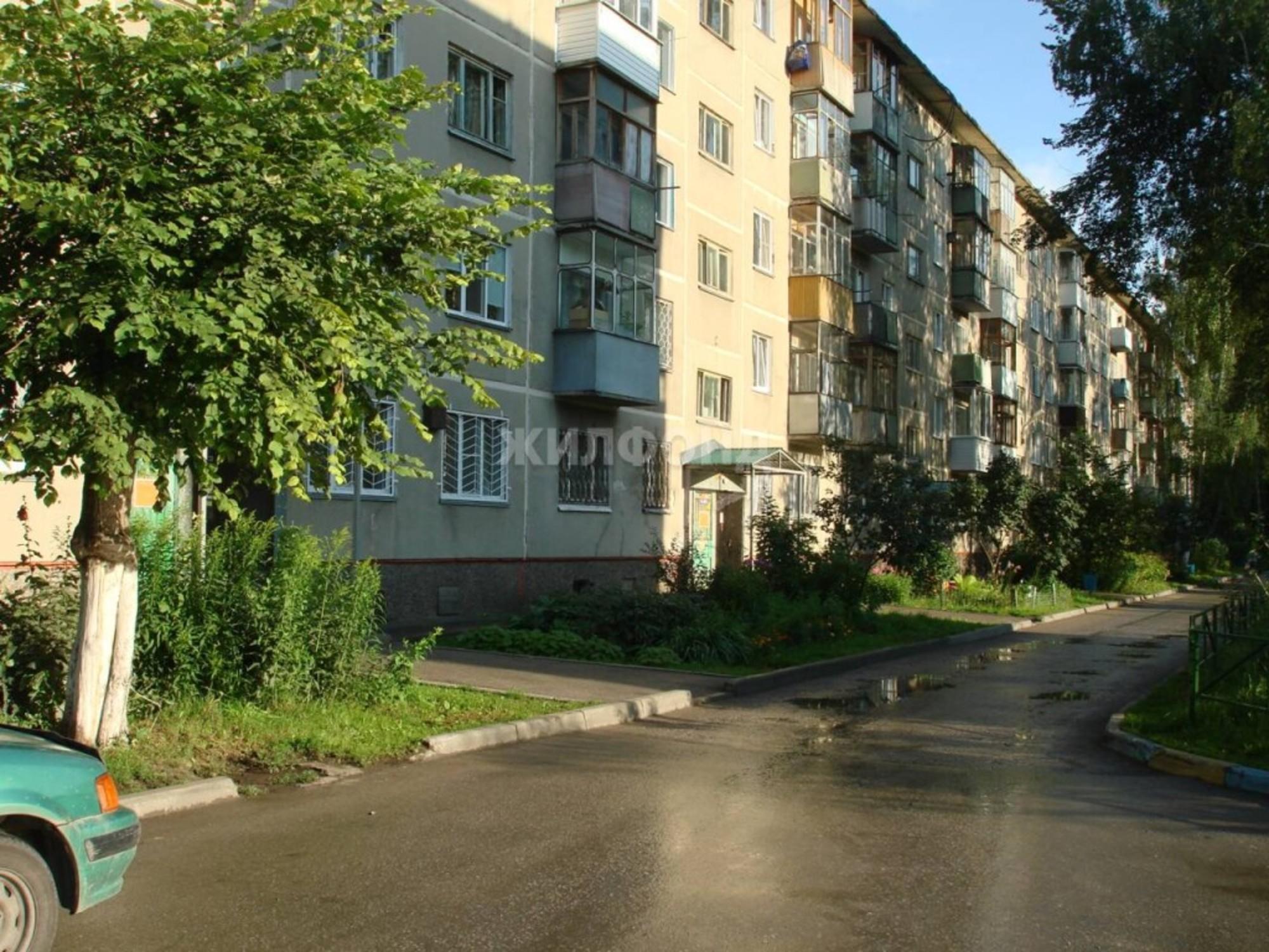 Купить квартиру за 4 580 000 рублей на Зорге, 185