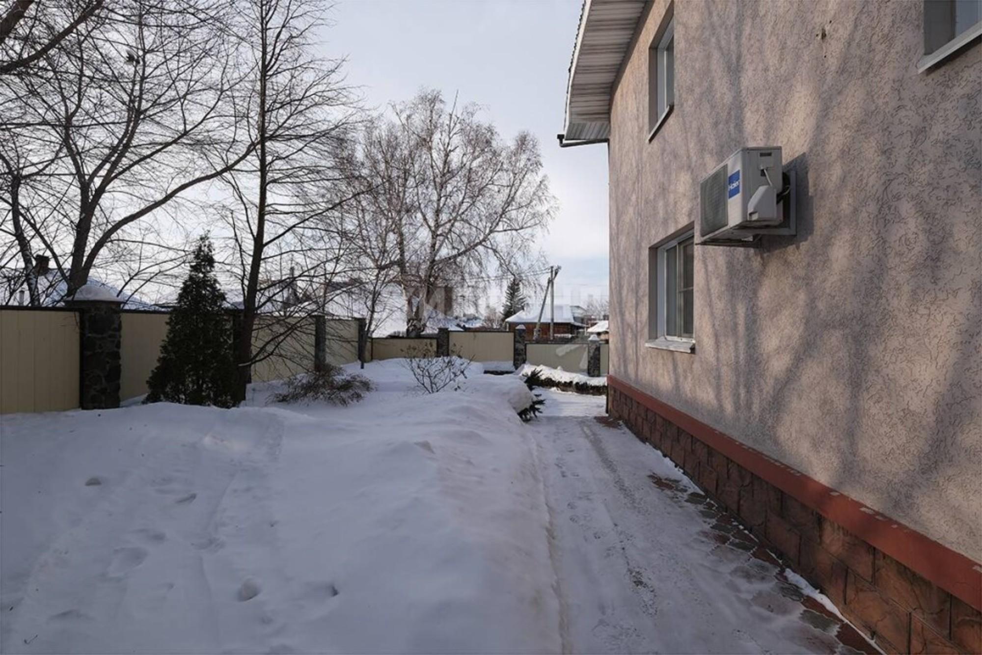 Купить дачу, дом, коттедж за 24 000 000 рублей на Красных Партизан