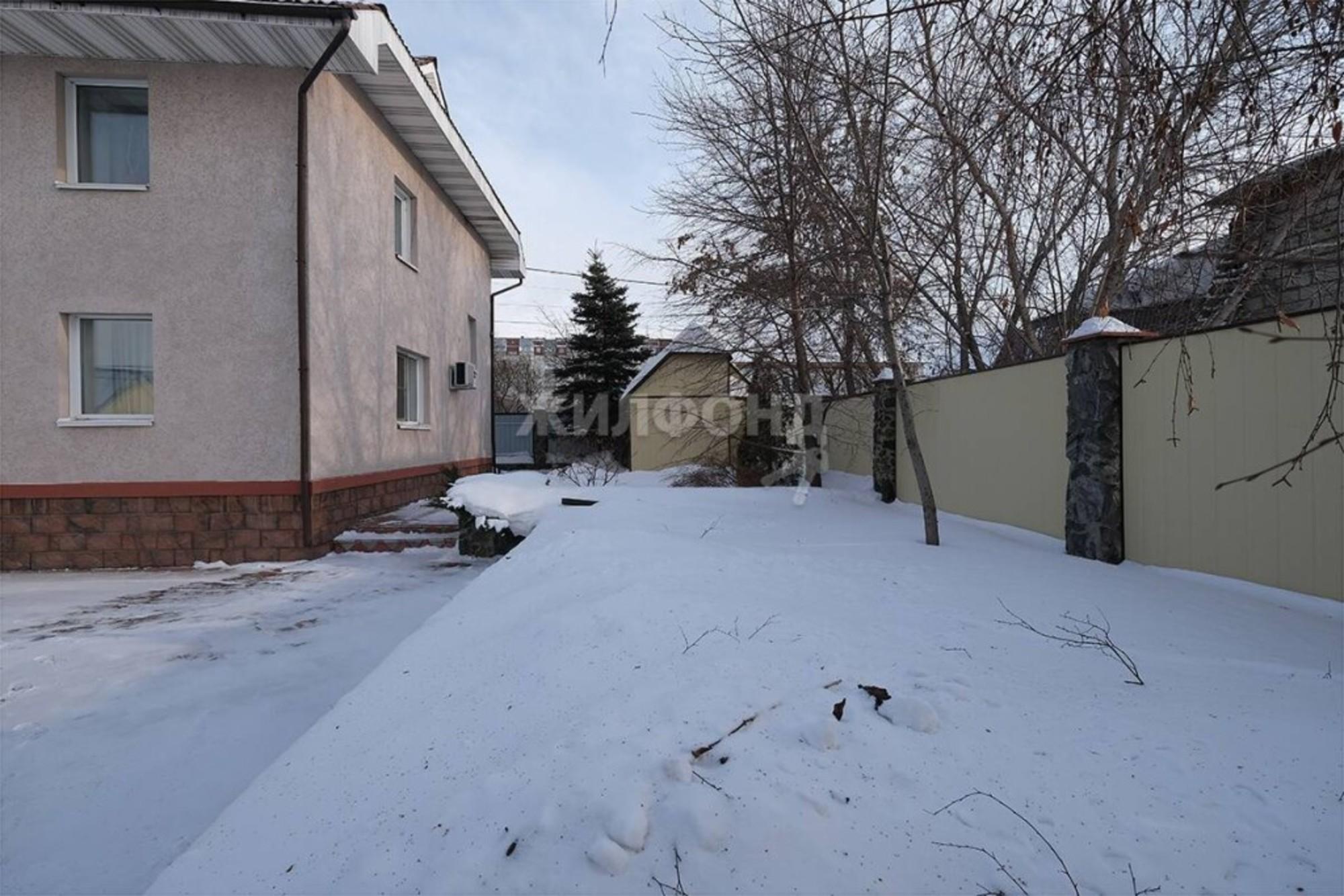 Купить дачу, дом, коттедж за 24 000 000 рублей на Красных Партизан