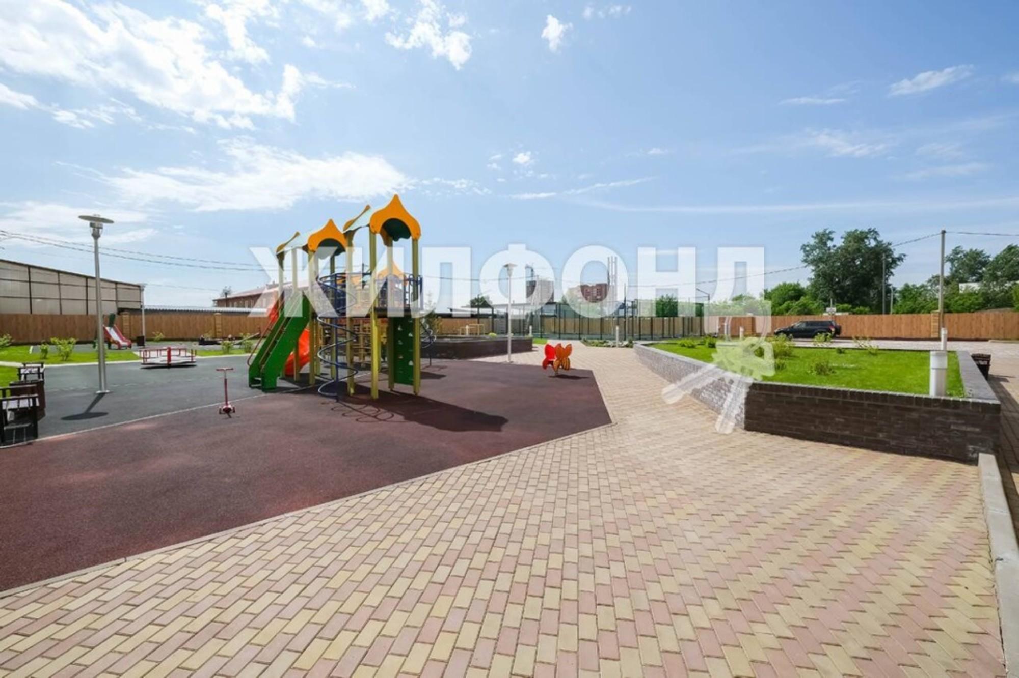 Купить офис, помещение под офис за 550 000 рублей на Кирова, 236