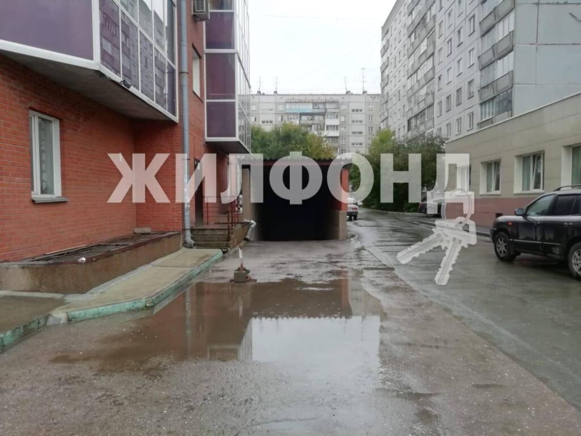 Купить офис, помещение под офис за 1 100 000 рублей на Жуковского, 108
