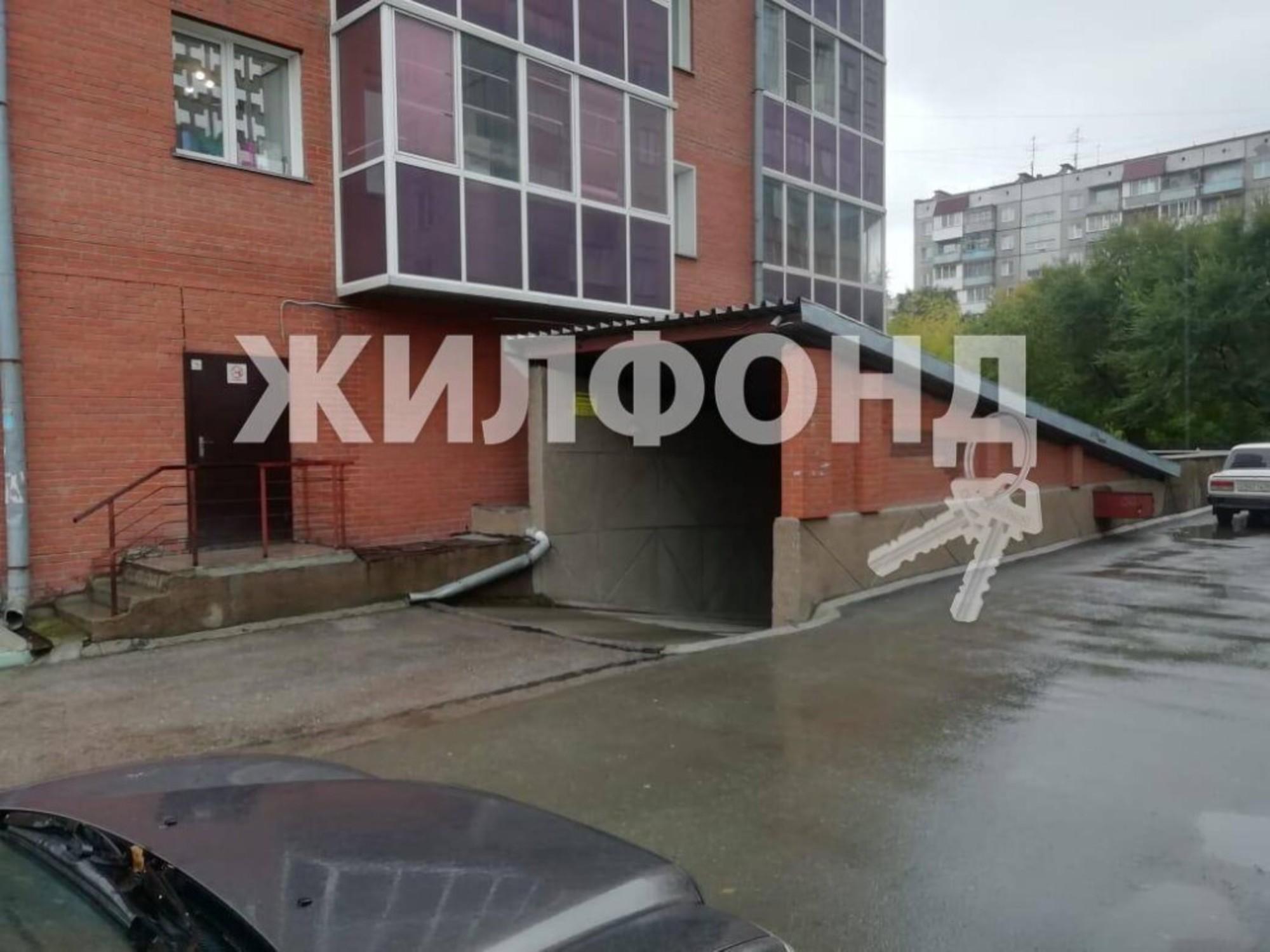 Купить офис, помещение под офис за 1 100 000 рублей на Жуковского, 108