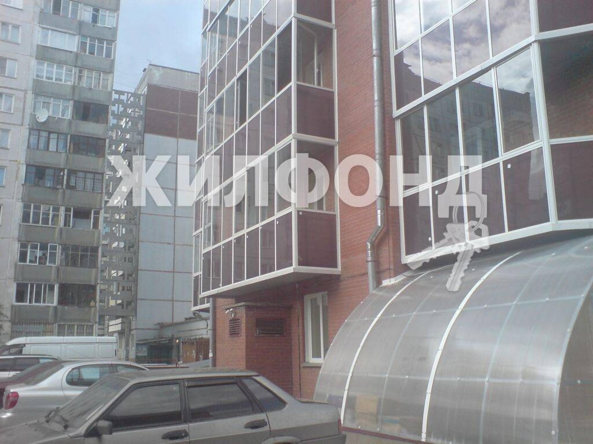 Купить офис, помещение под офис за 1 100 000 рублей на Жуковского, 108