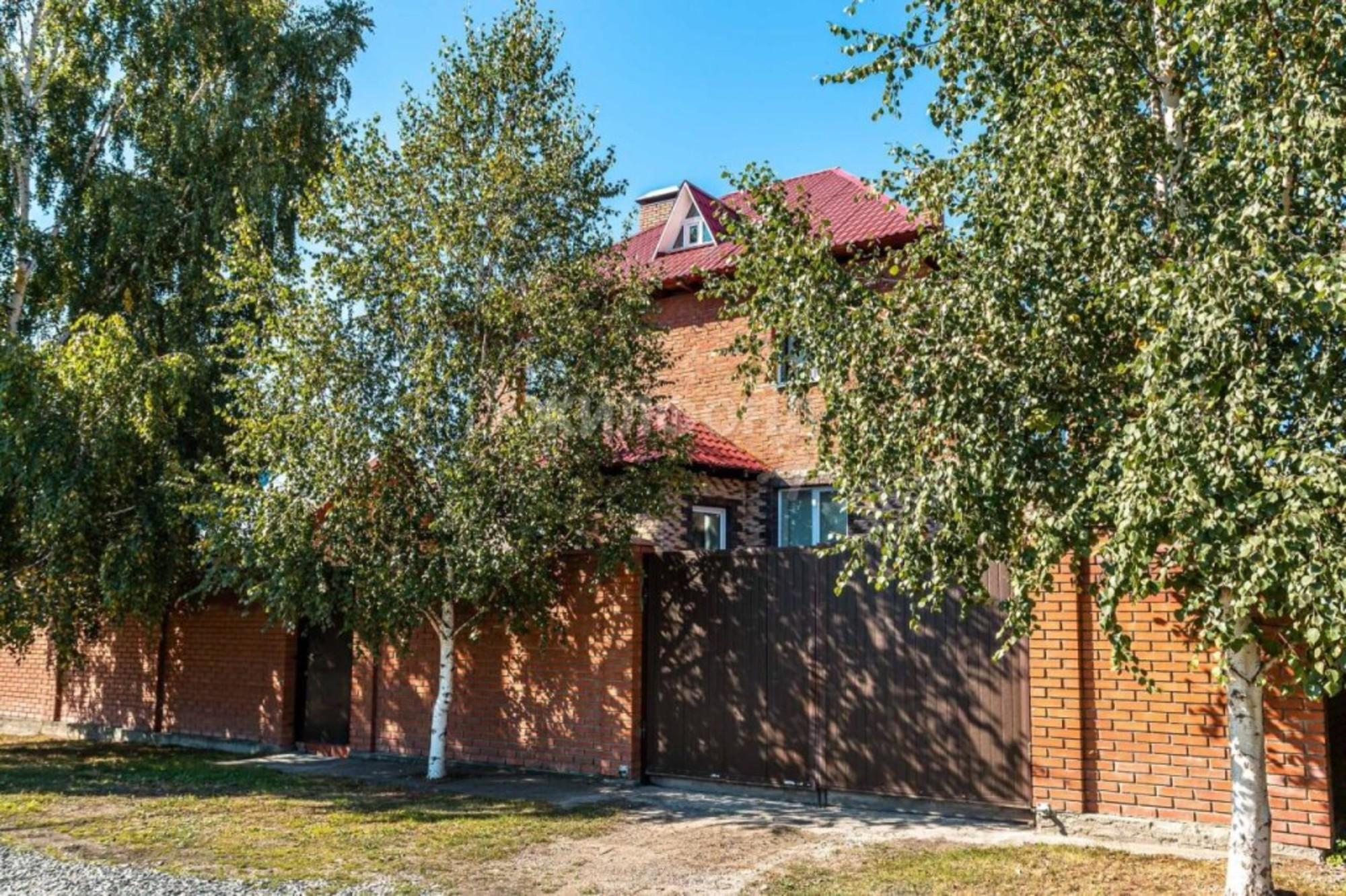 Купить дачу, дом, коттедж за 17 000 000 рублей на Степной 3-й