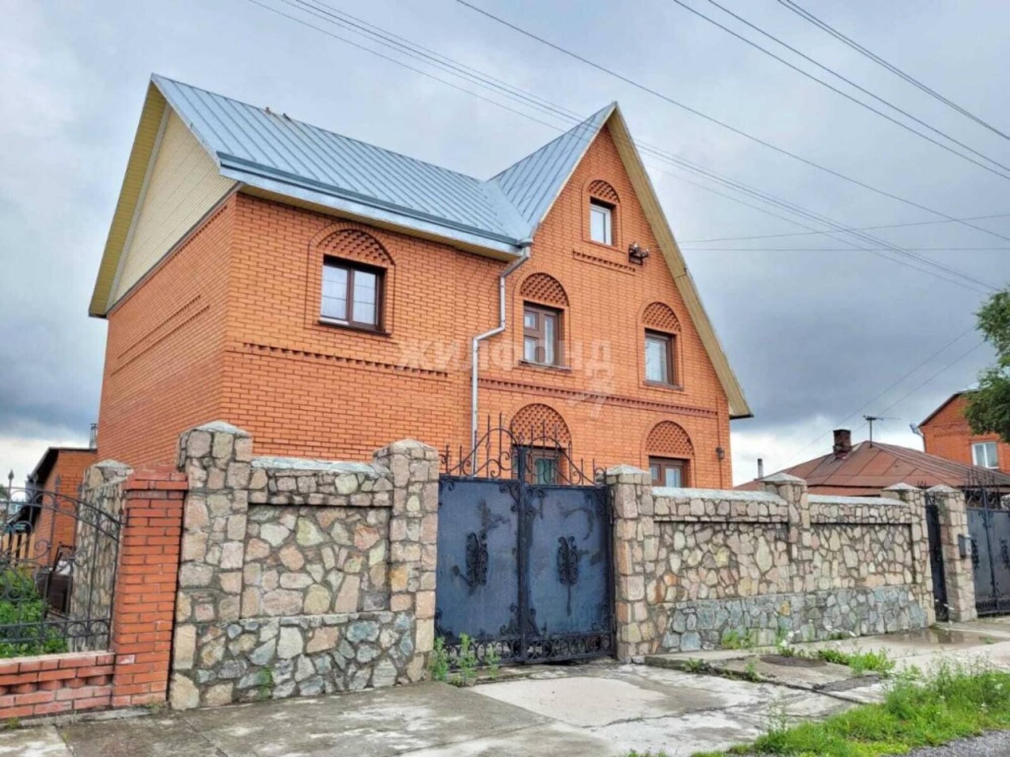 Купить дачу, дом, коттедж за 16 550 000 рублей на Юннатов