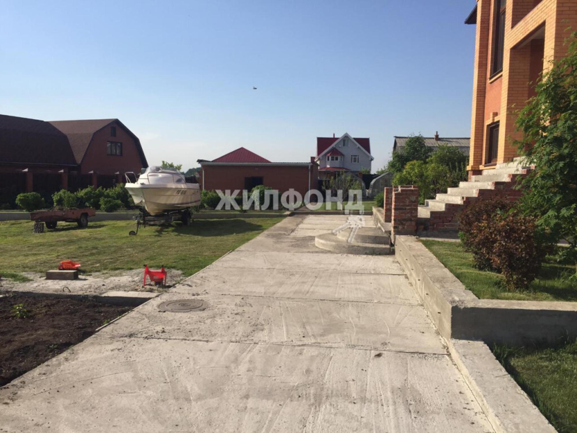 Купить дачу, дом, коттедж за 40 000 000 рублей на Кирова