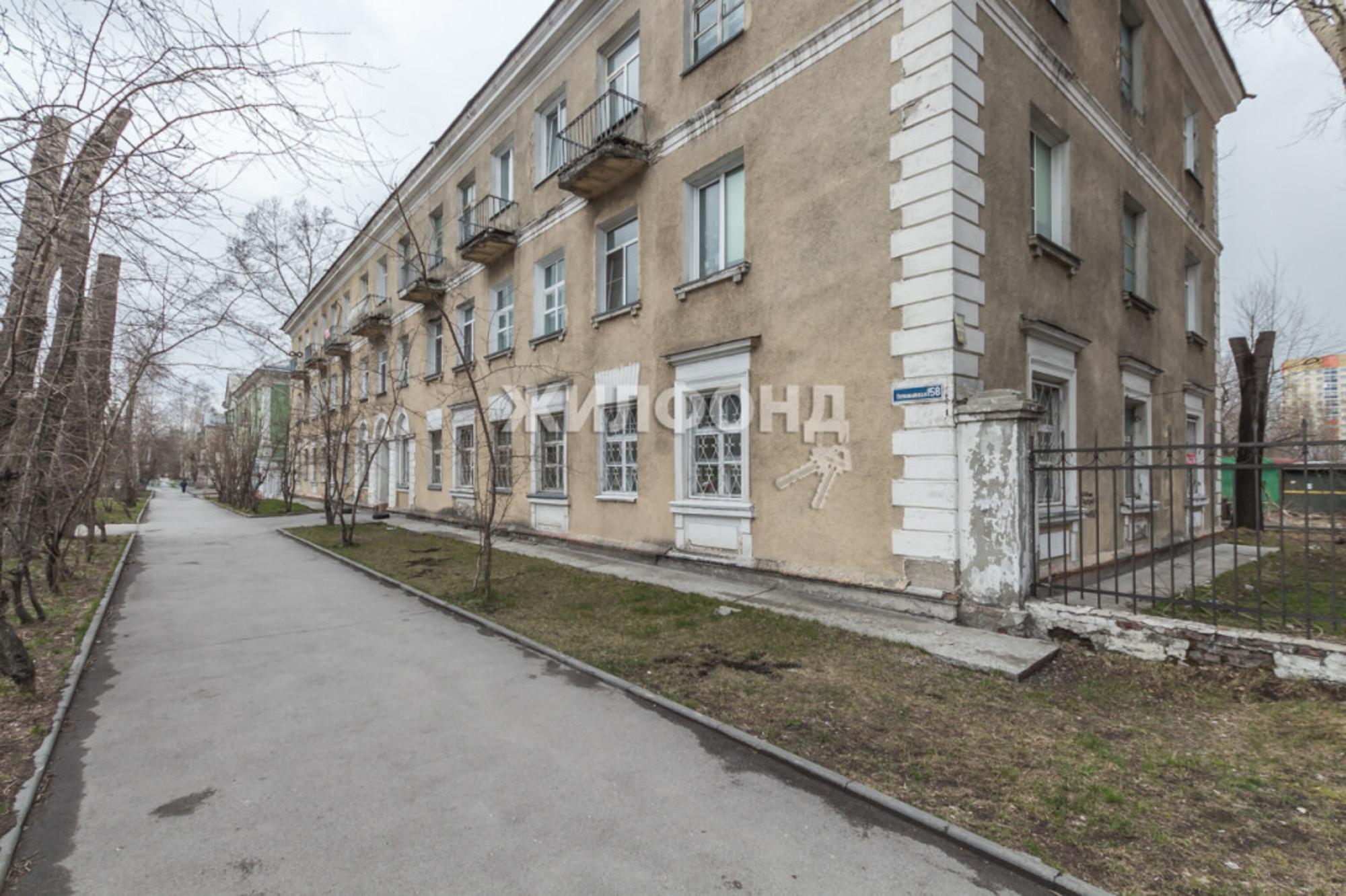 Купить комнату за 1 900 000 рублей на Первомайская, 158