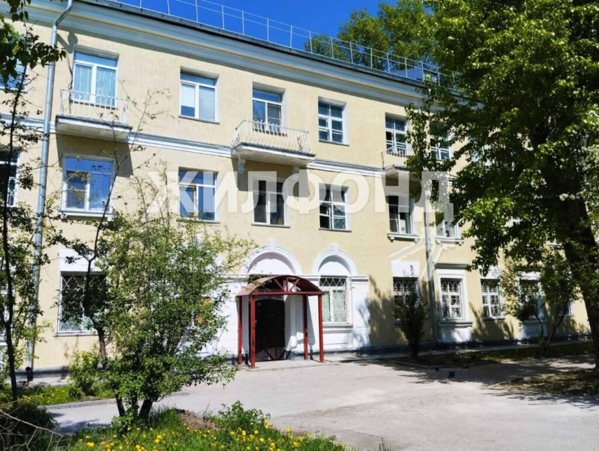 Купить комнату за 1 900 000 рублей на Первомайская, 158