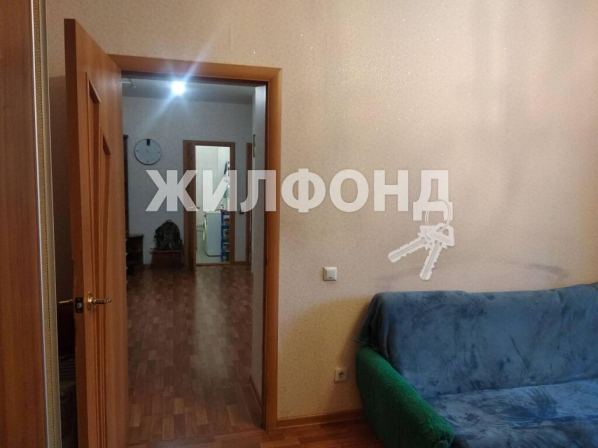 Купить квартиру за 10 000 000 рублей на Серафимовича, 26/1