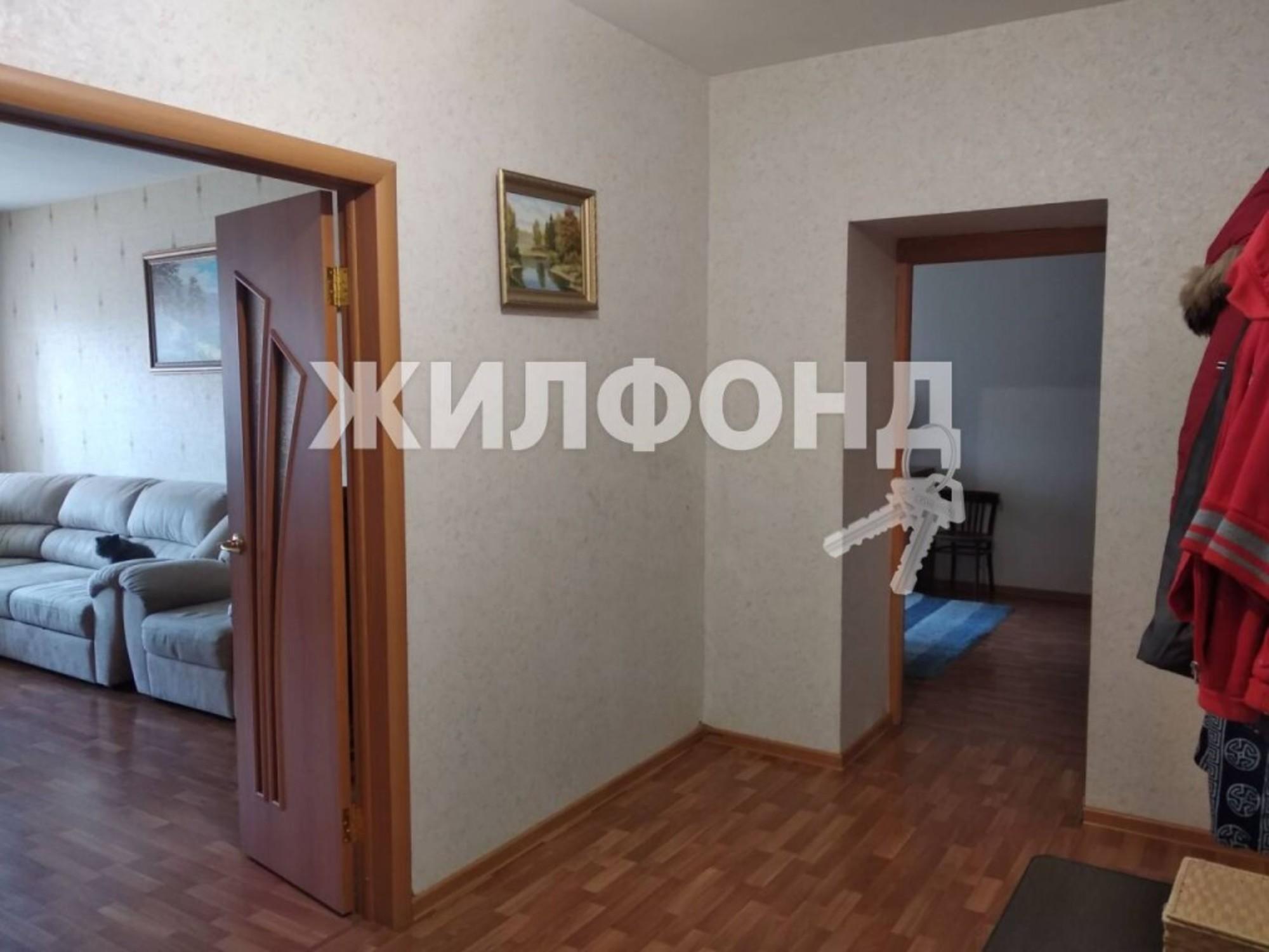 Купить квартиру за 10 000 000 рублей на Серафимовича, 26/1