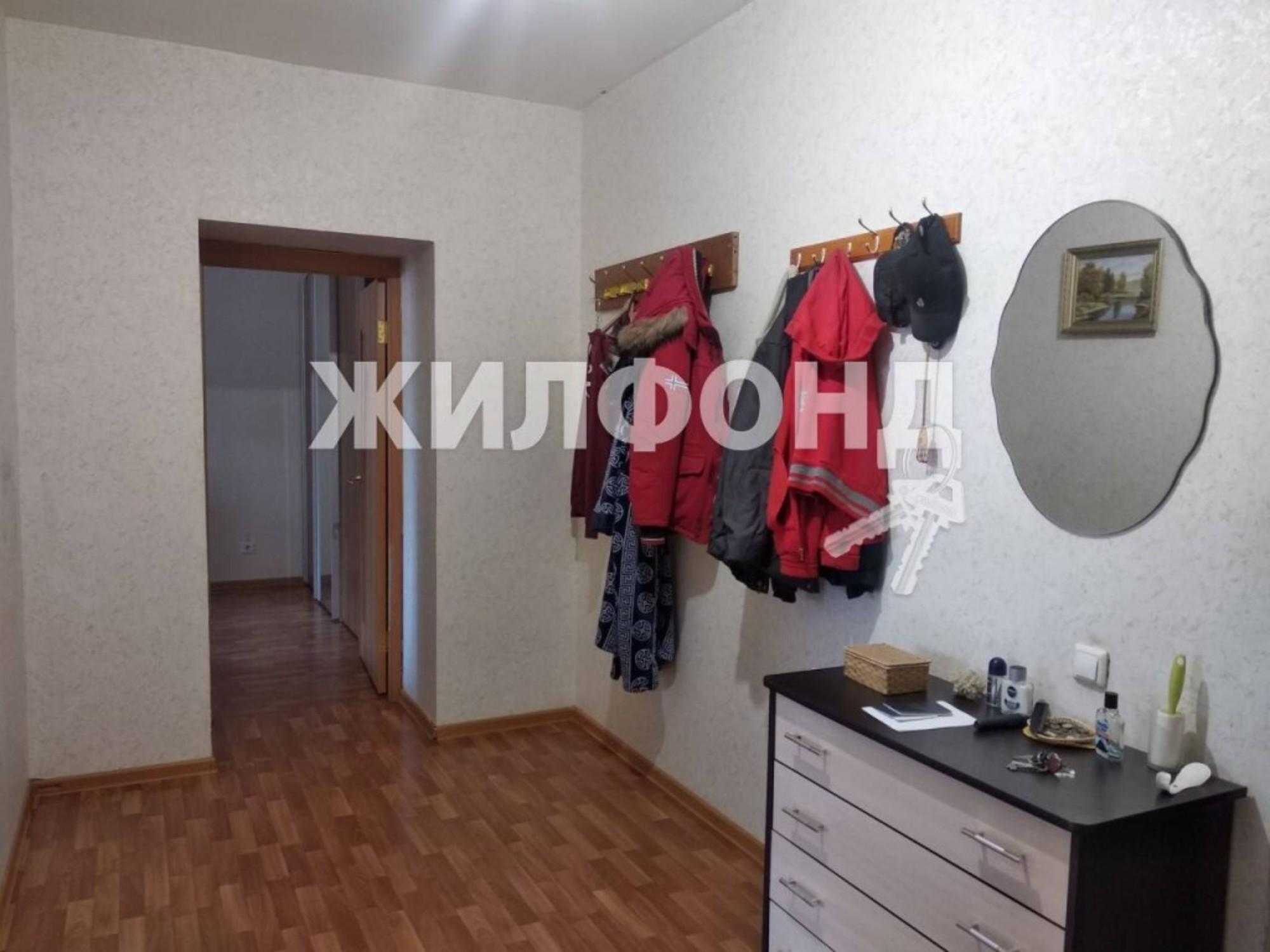 Купить квартиру за 10 000 000 рублей на Серафимовича, 26/1