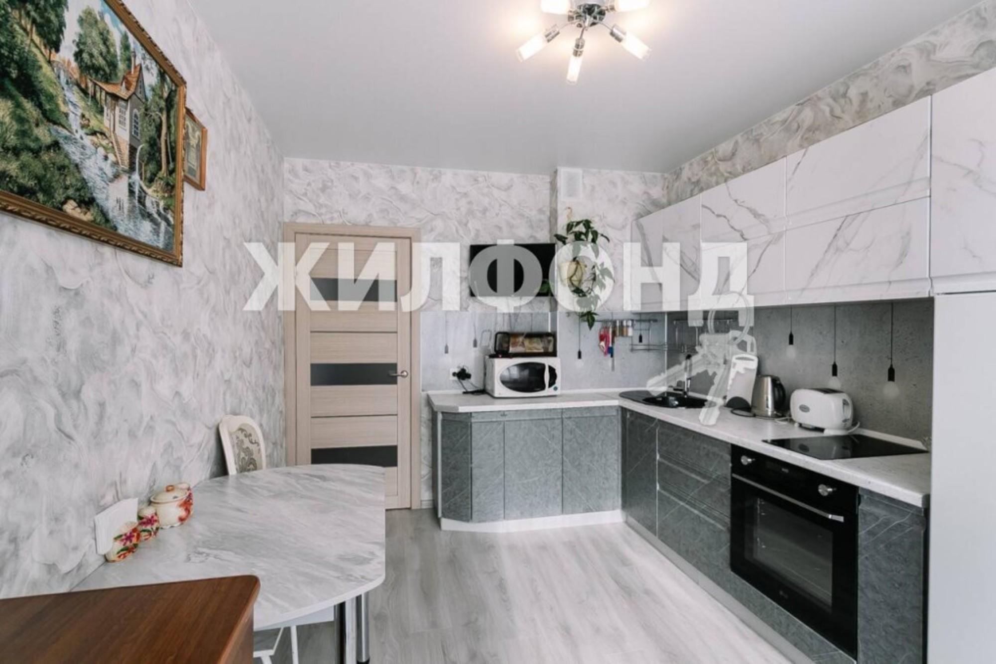 Купить квартиру за 4 500 000 рублей на Николая Сотникова, 9/1