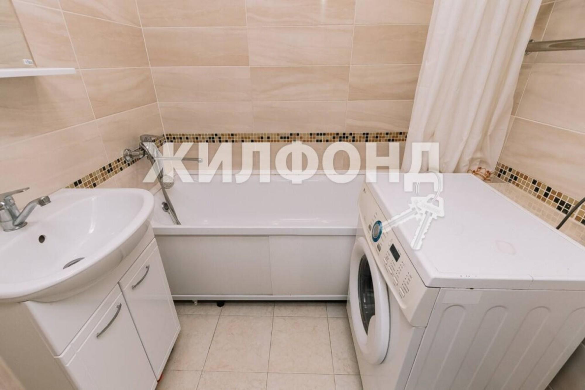 Купить квартиру за 4 500 000 рублей на Николая Сотникова, 9/1