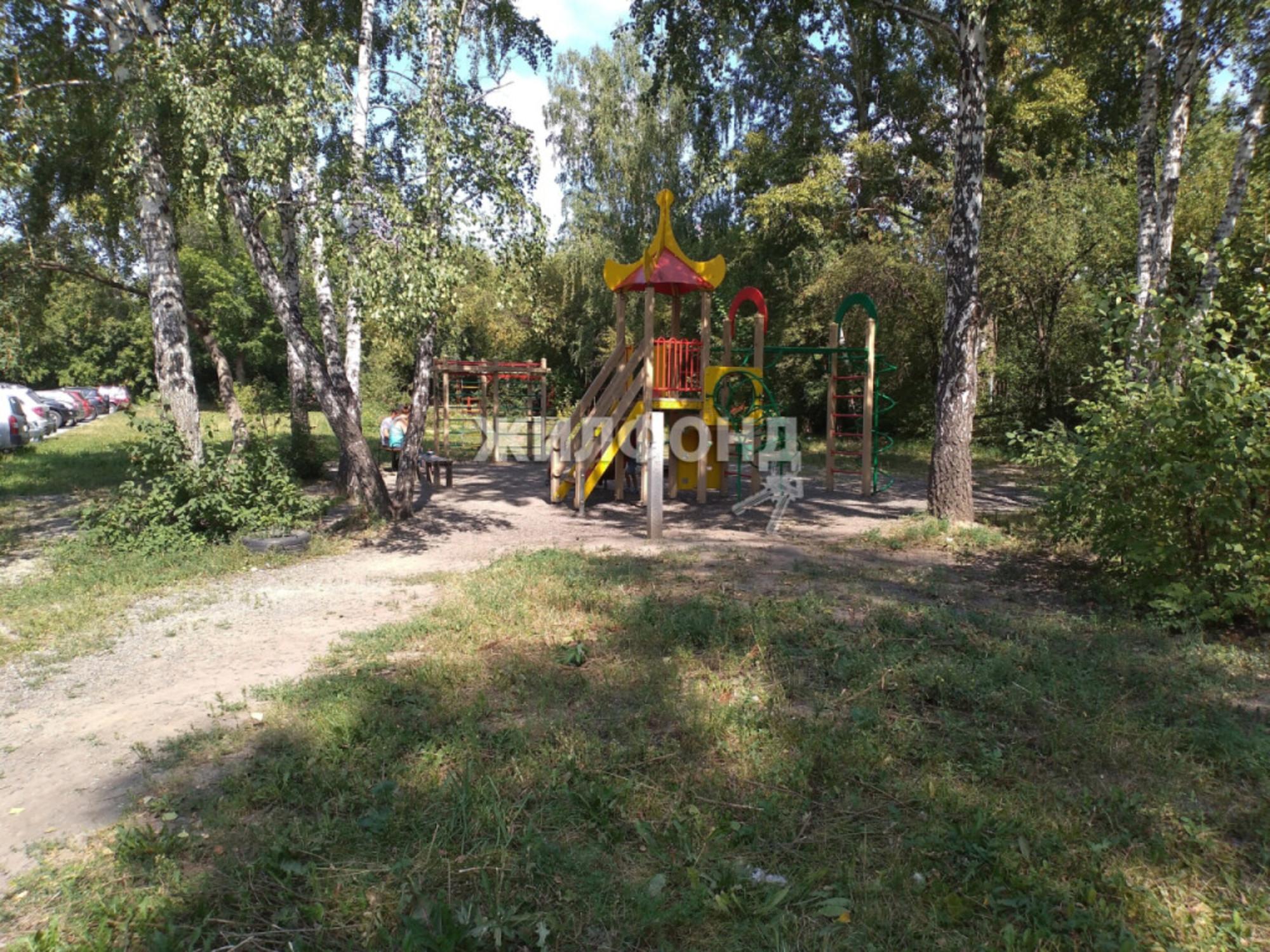 Купить комнату за 1 500 000 рублей на Аэропорт, 54