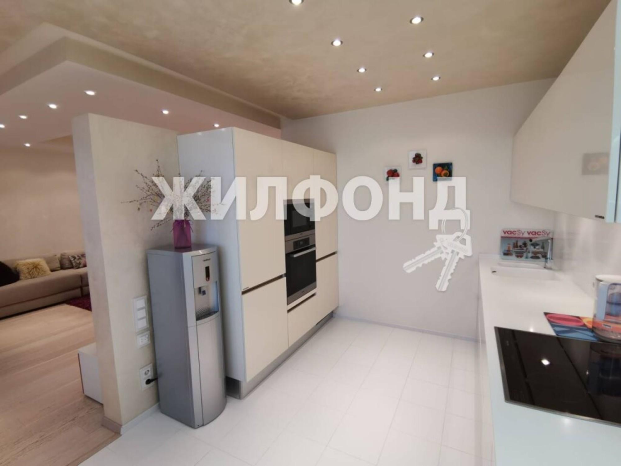 Купить квартиру за 16 500 000 рублей на Гоголя, 38