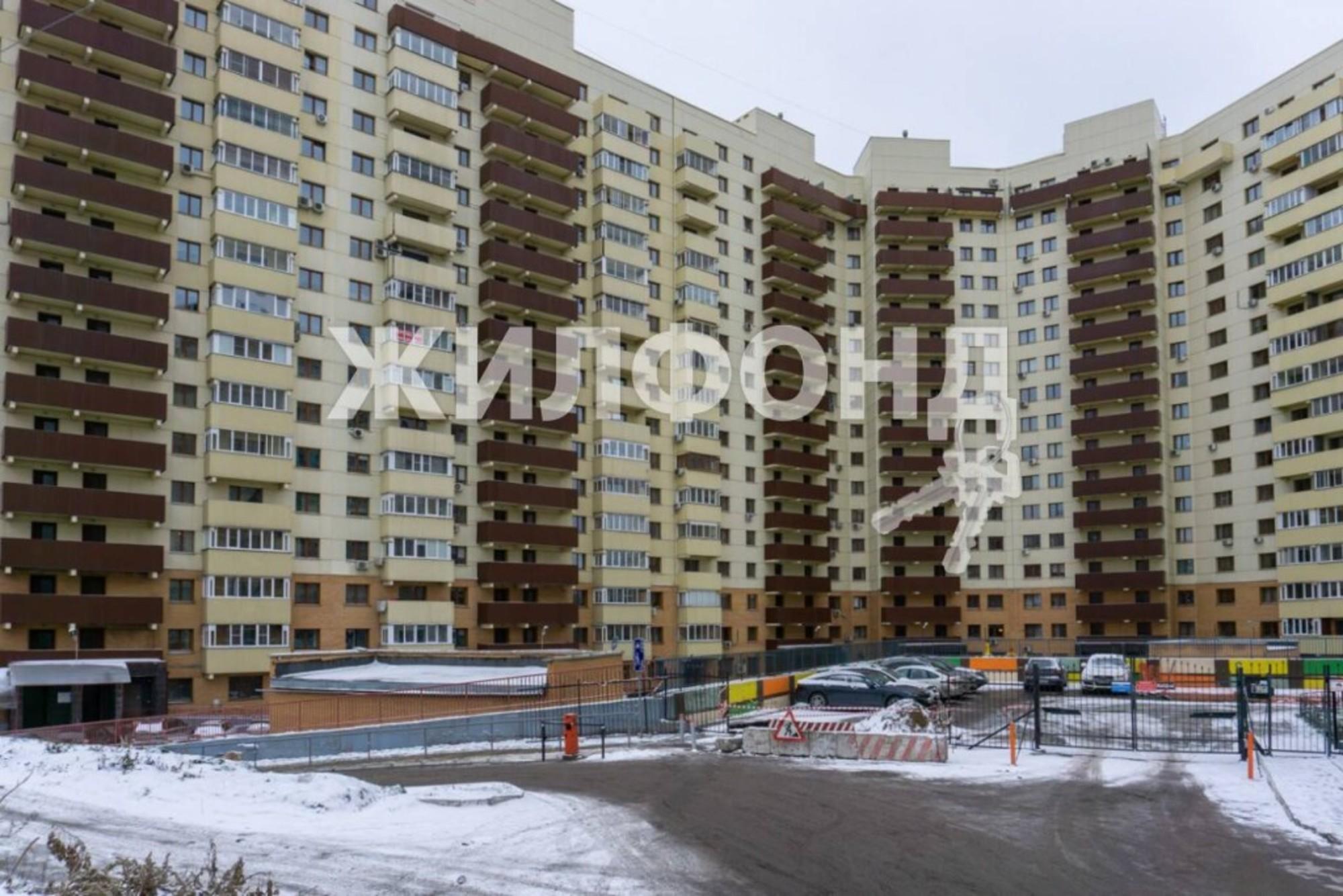 Купить офис, помещение под офис за 850 000 рублей на Военная, 9/1