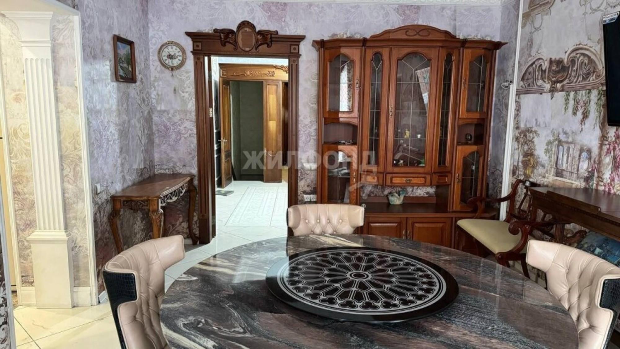 Купить дачу, дом, коттедж за 43 500 000 рублей на Кутузова